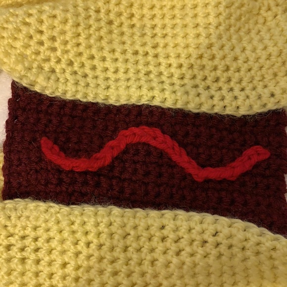 Adorable Crochet Hot Dog Pet Sweater - Picture 5 of 7